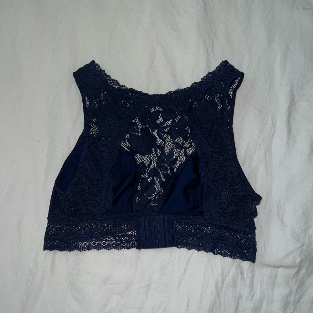 2 Bralettes - image 5